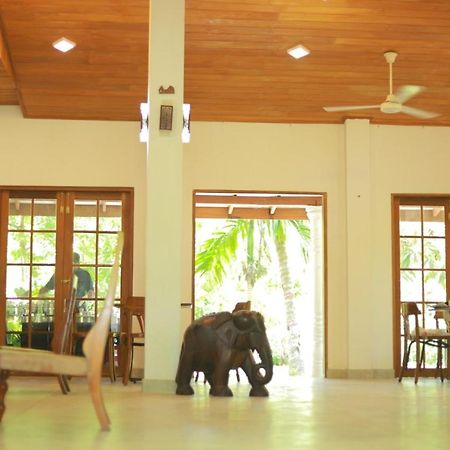 Milkyway Holiday Resort Унаватуна Екстер'єр фото